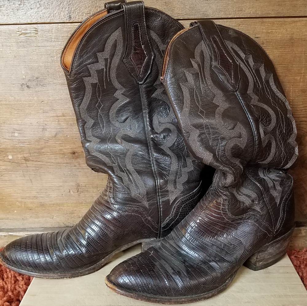 Vintage cowboy cowgirl boots